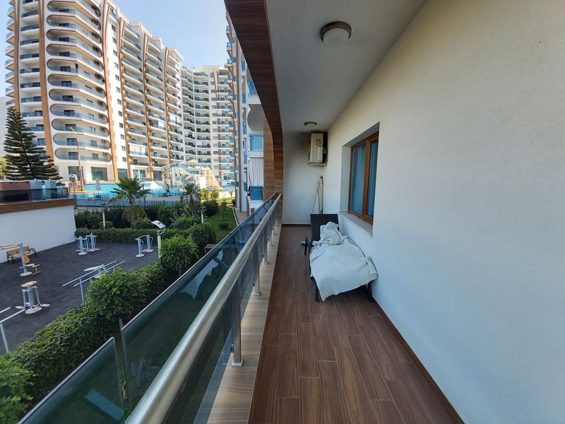 Three-room apartment with furniture in a luxury complex, 110 m2 фото 22