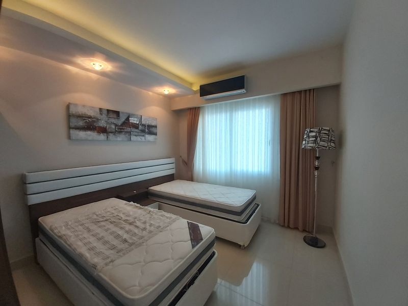 Three-room apartment with furniture in a luxury complex, 110 m2 фото 25