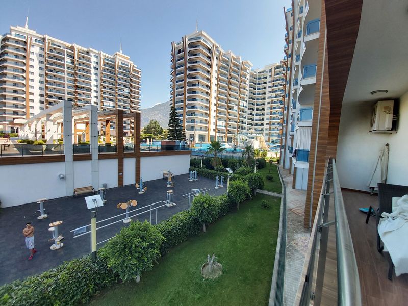 Three-room apartment with furniture in a luxury complex, 110 m2 фото 29