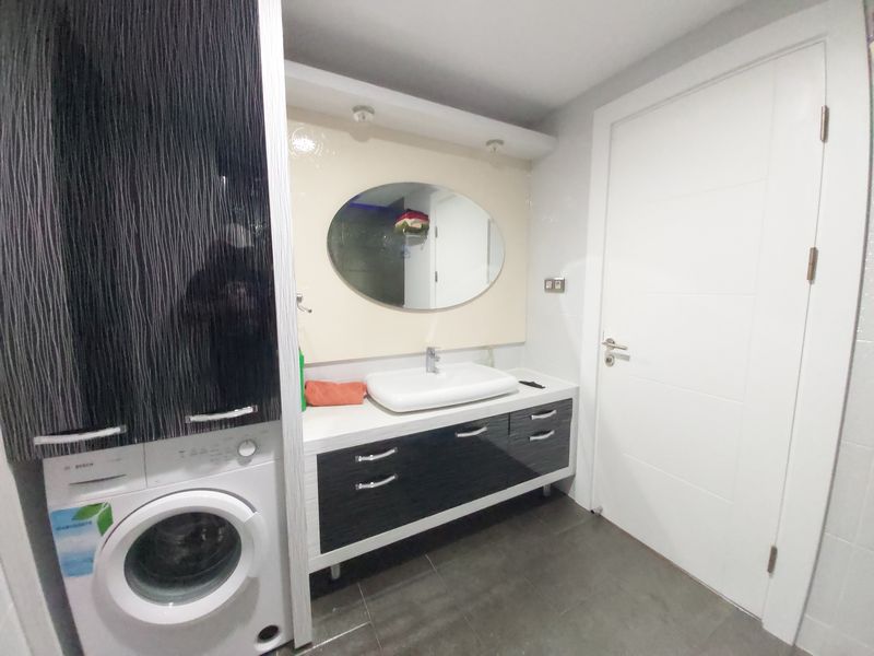 Three-room apartment with furniture in a luxury complex, 110 m2 фото 31