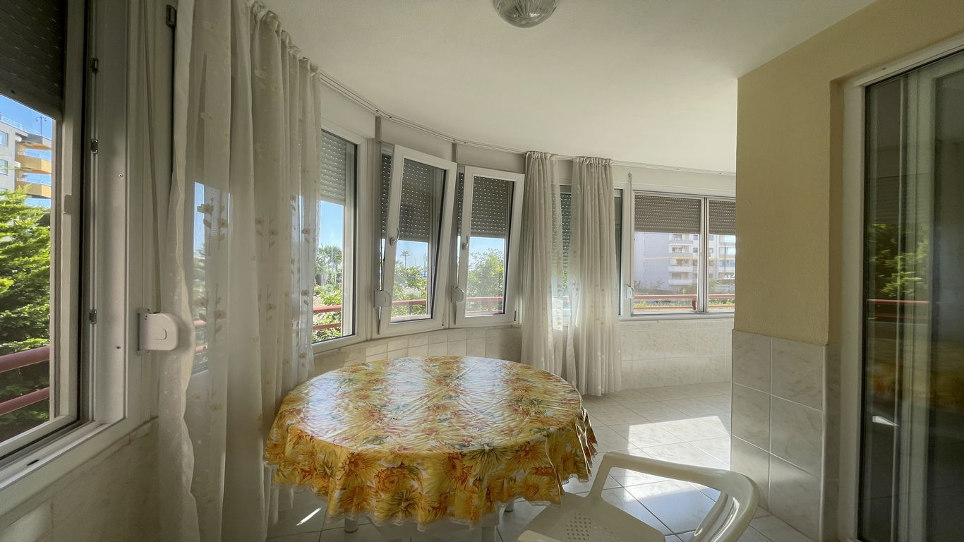 Furnished three-room apartment on the street. Barbarossa Mahmutlar, 120m2 фото 6