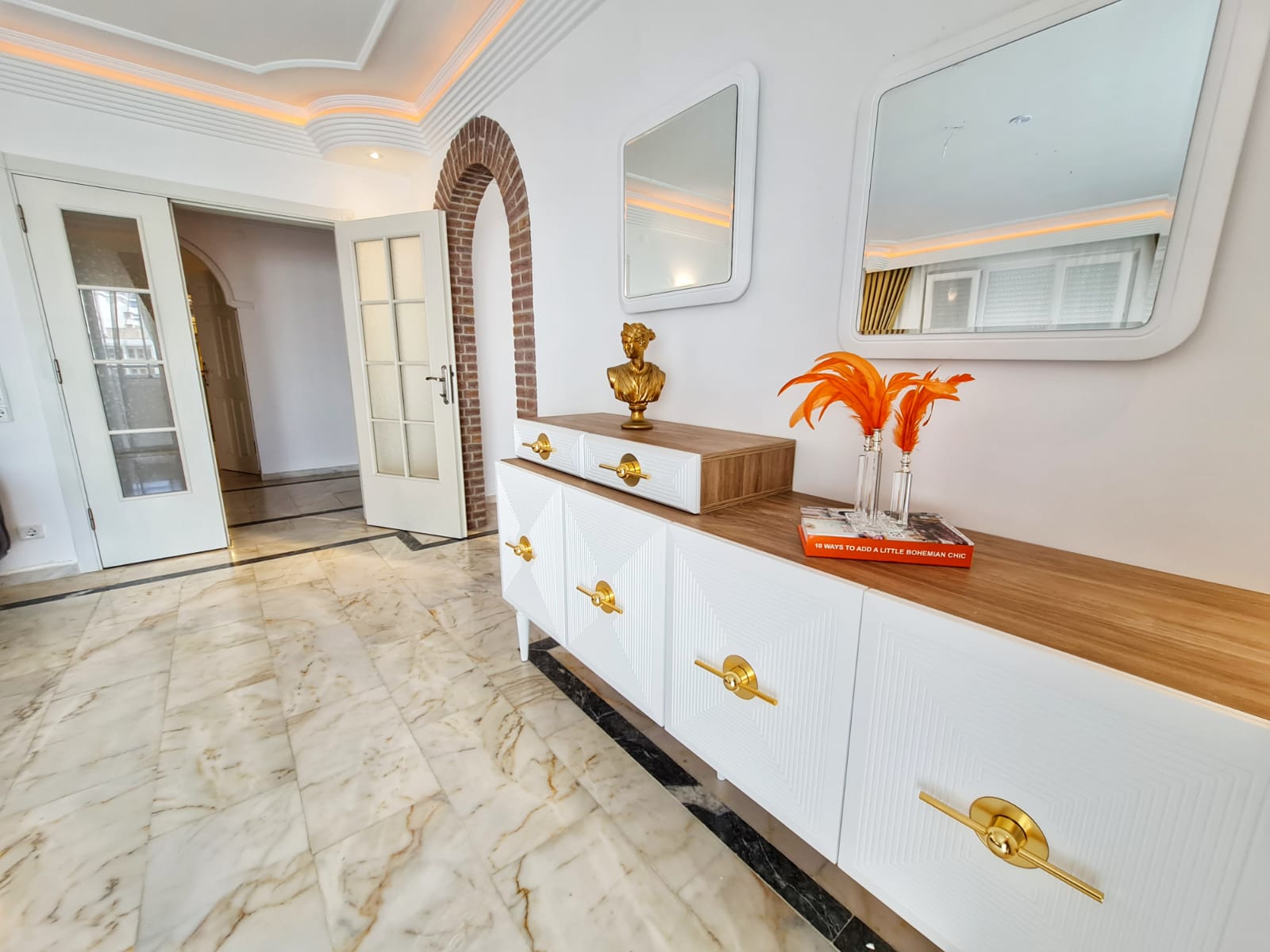 Крупнометражная квартира 2+1 с дизайнерским ремонтом недалеко от моря в Махмутларе, 135 м2. фото 10