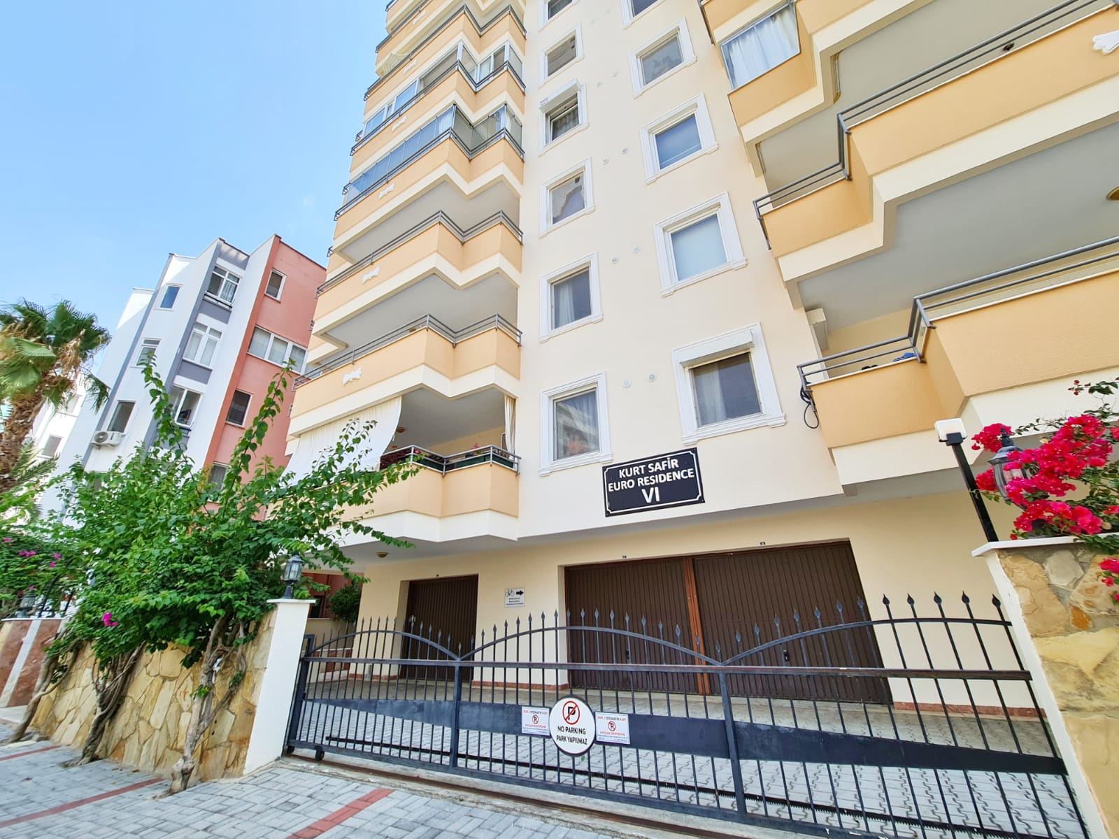 Крупнометражная квартира 2+1 с дизайнерским ремонтом недалеко от моря в Махмутларе, 135 м2. фото 13