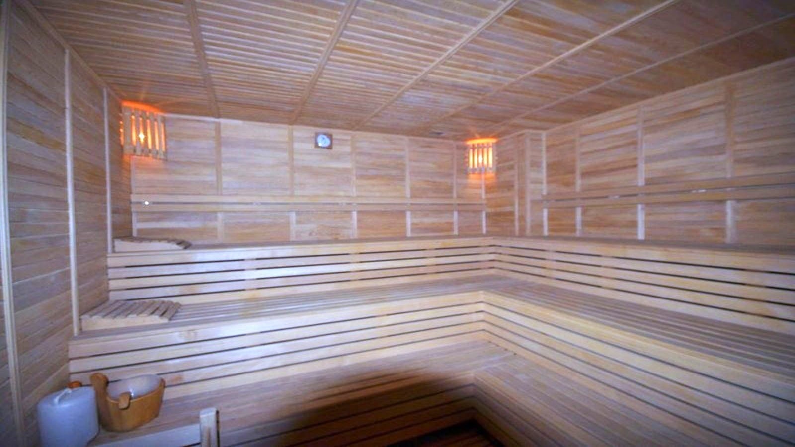 Крупнометражная квартира 2+1 с дизайнерским ремонтом недалеко от моря в Махмутларе, 135 м2. фото 14