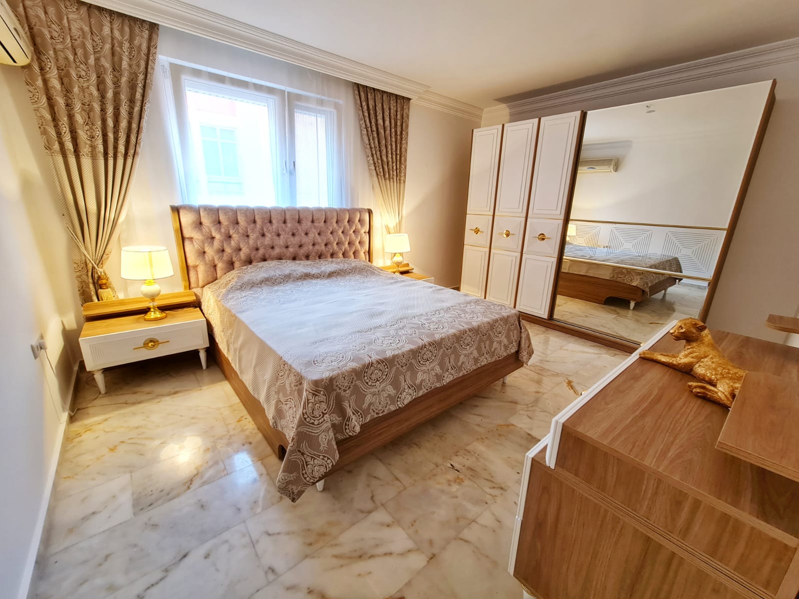 Крупнометражная квартира 2+1 с дизайнерским ремонтом недалеко от моря в Махмутларе, 135 м2. фото 18