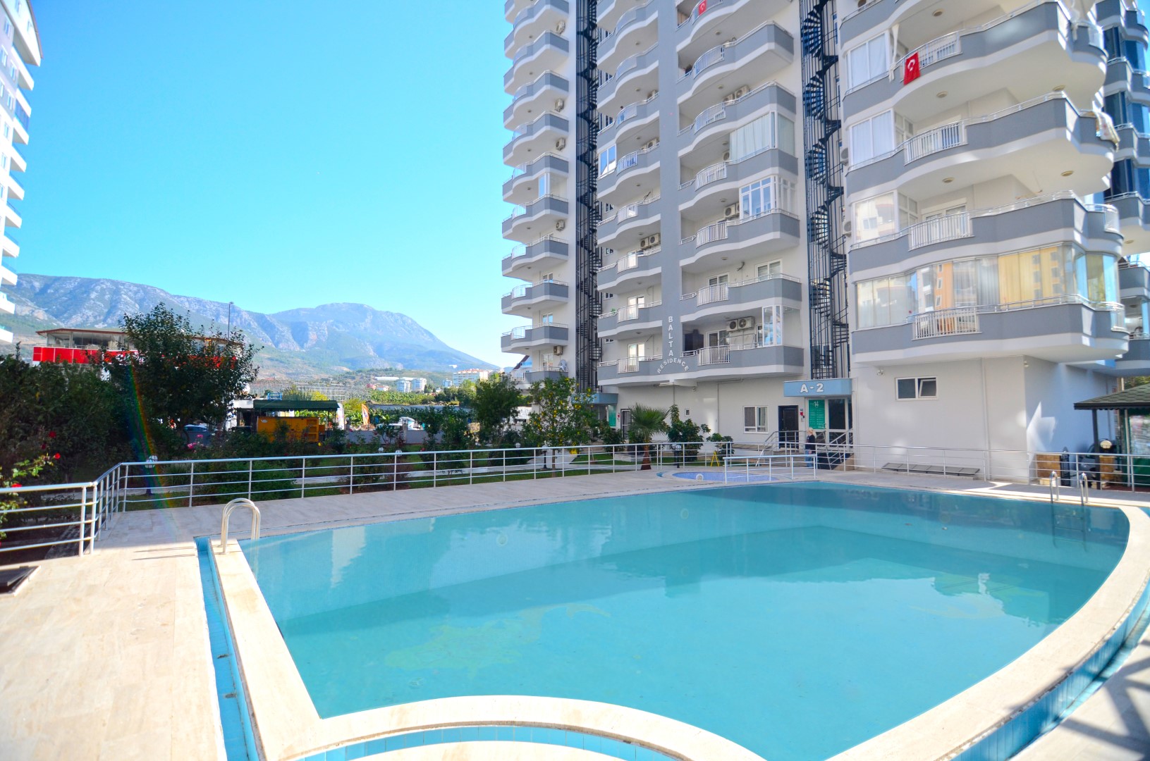 Квартира 2+1 с мебелью в самом центре Махмутлара, 130 м2 фото 1