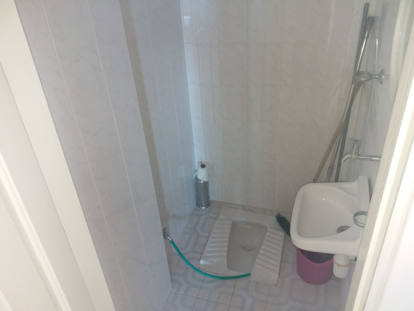 Квартира 2+1 с мебелью в комплексе на первой линии моря в Махмутларе, 120 м2 фото 9