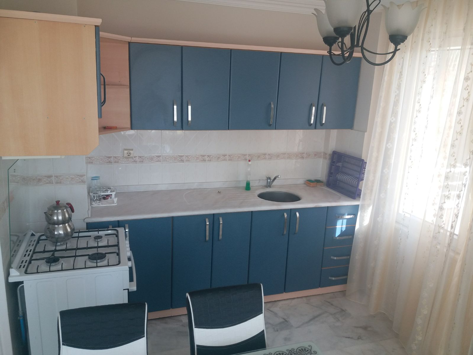 Квартира 2+1 с мебелью в комплексе на первой линии моря в Махмутларе, 120 м2 фото 18