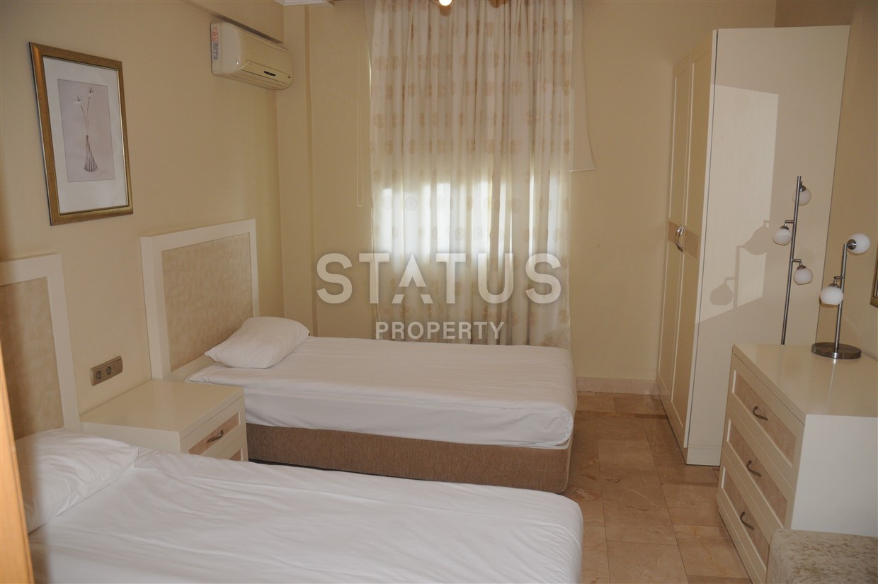 Spacious apartments in the luxurious Gold City complex in Kargicak фото 11