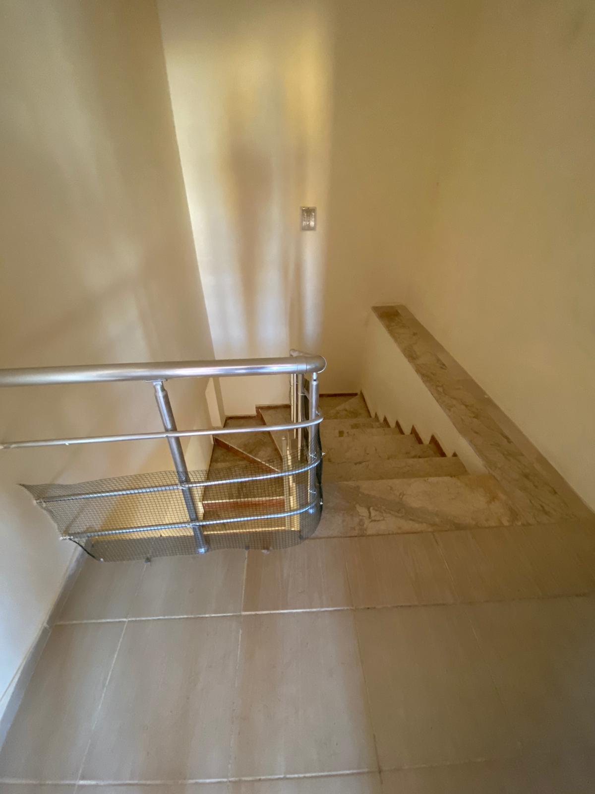 Бюджетный пентхаус 3+1 в центре Махмутлара 225 кв.м. фото 2
