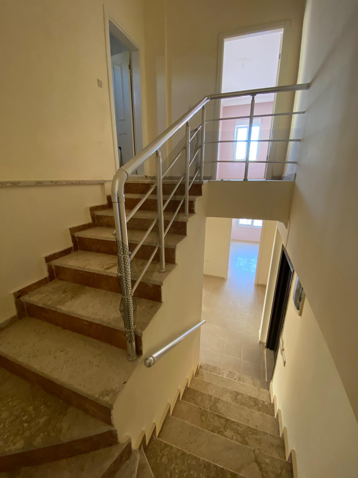 Бюджетный пентхаус 3+1 в центре Махмутлара 225 кв.м. фото 6