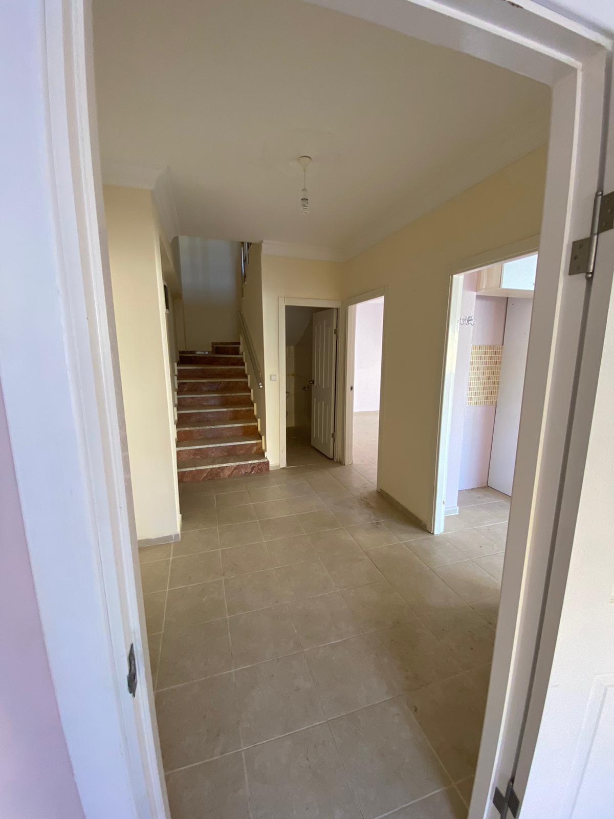 Бюджетный пентхаус 3+1 в центре Махмутлара 225 кв.м. фото 9