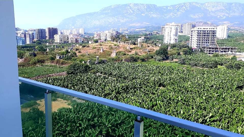 One-bedroom apartment overlooking the old town of Naula, 65 m2 фото 12