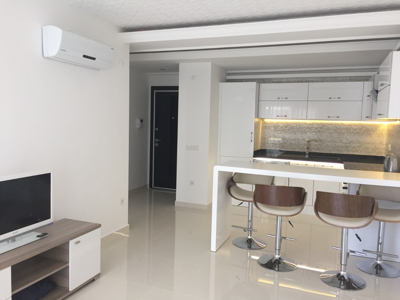 Квартира 1+1 с мебелью в отличном комплексе на Клеопатре! 65 м2 фото 24