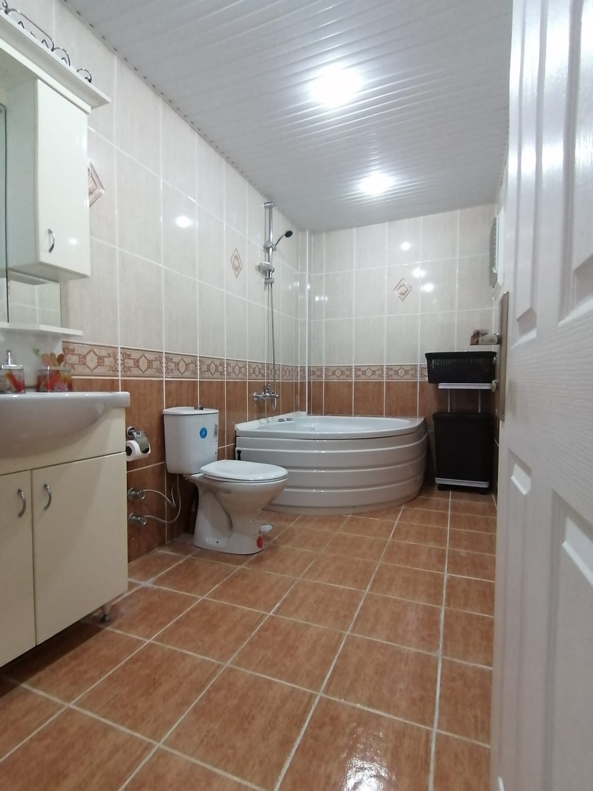 Квартира 5+1 с мебелью и техникой в Махмутларе, 240 м2 фото 19