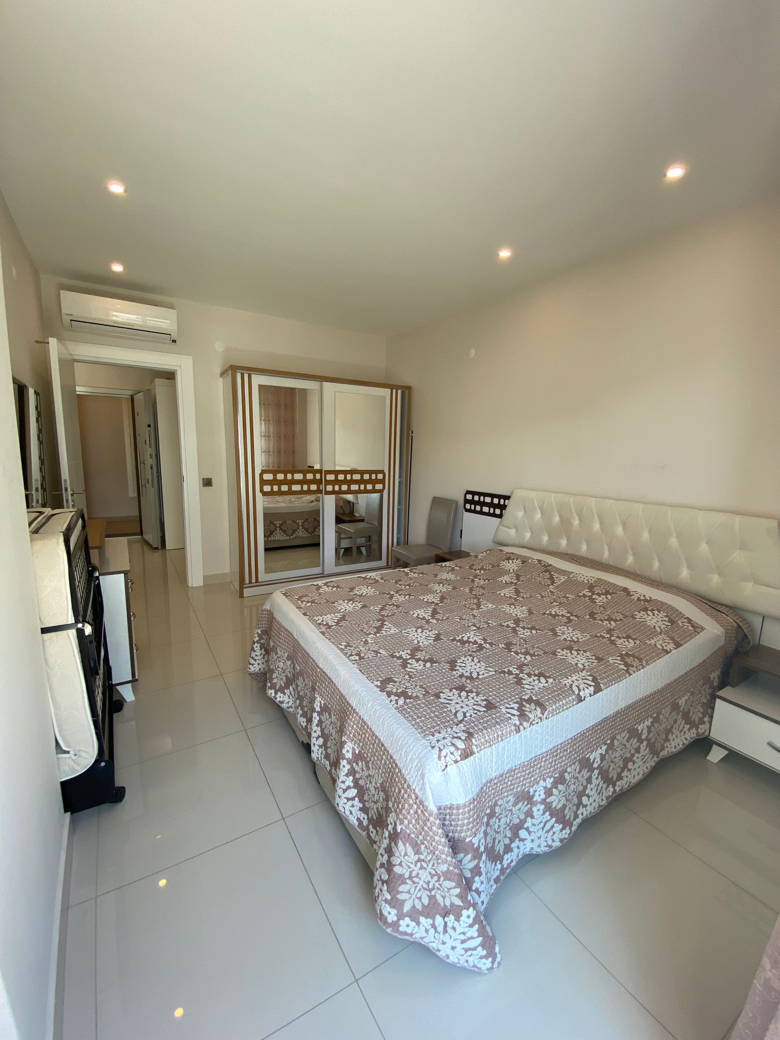 Apartment 1+1 in a luxury complex in Kargicak, 68 m2 фото 12