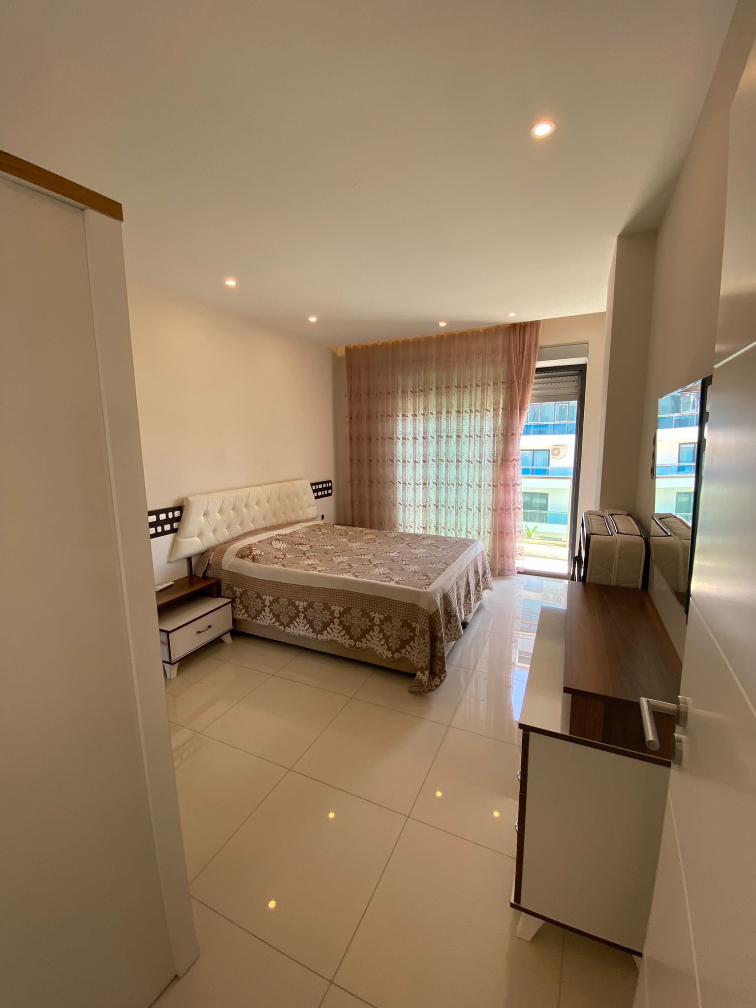 Apartment 1+1 in a luxury complex in Kargicak, 68 m2 фото 13