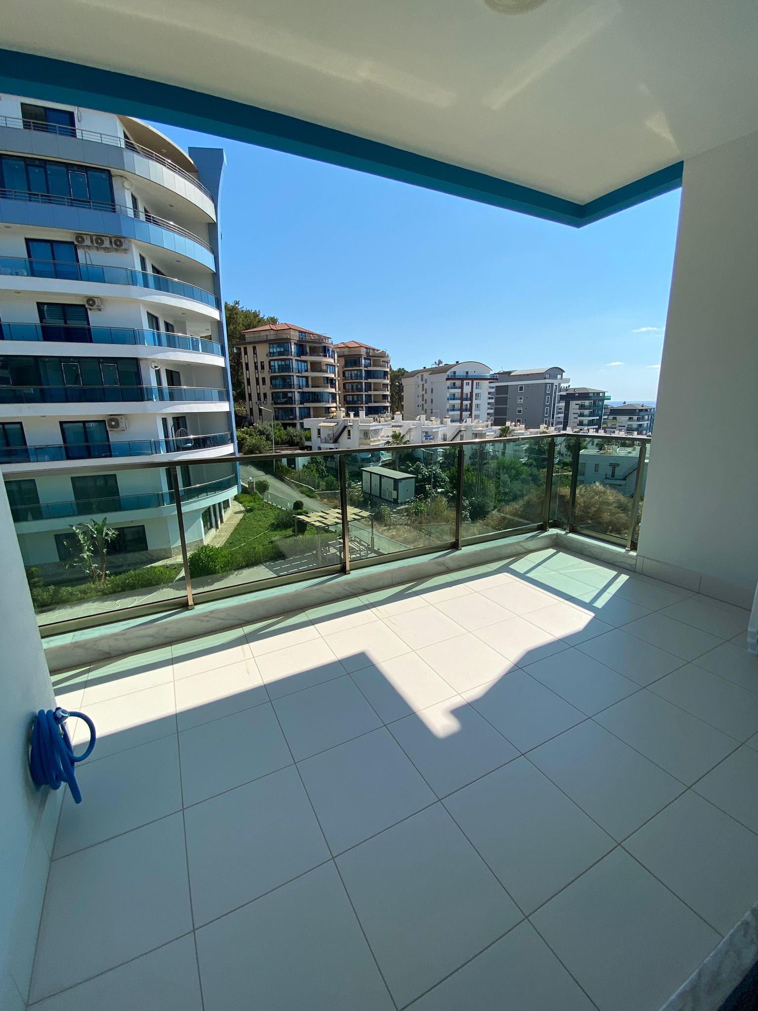 Apartment 1+1 in a luxury complex in Kargicak, 68 m2 фото 20