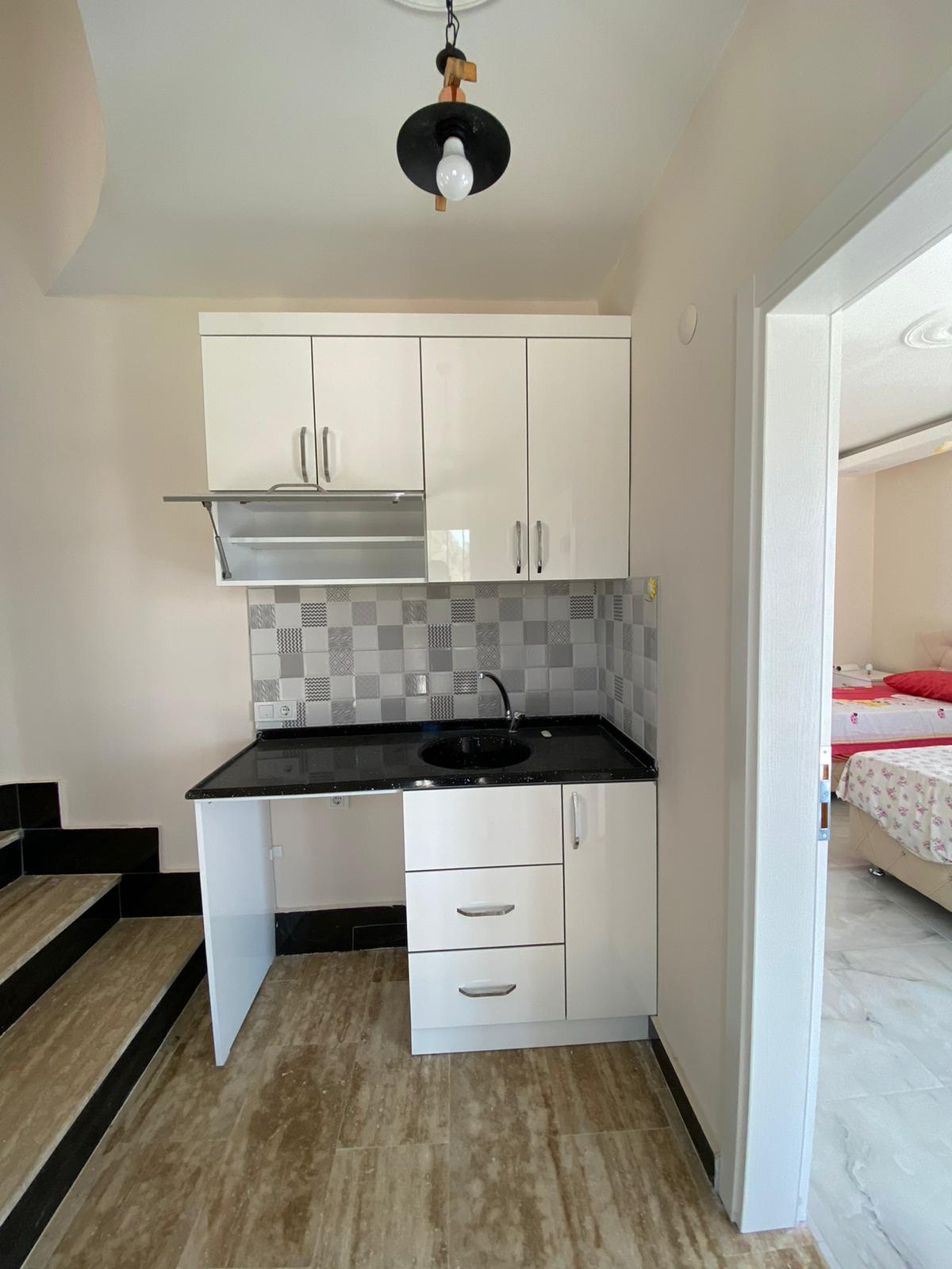 Detached villa 4+1 with sea views and a private pool in Avsallar, 250 m2 фото 9