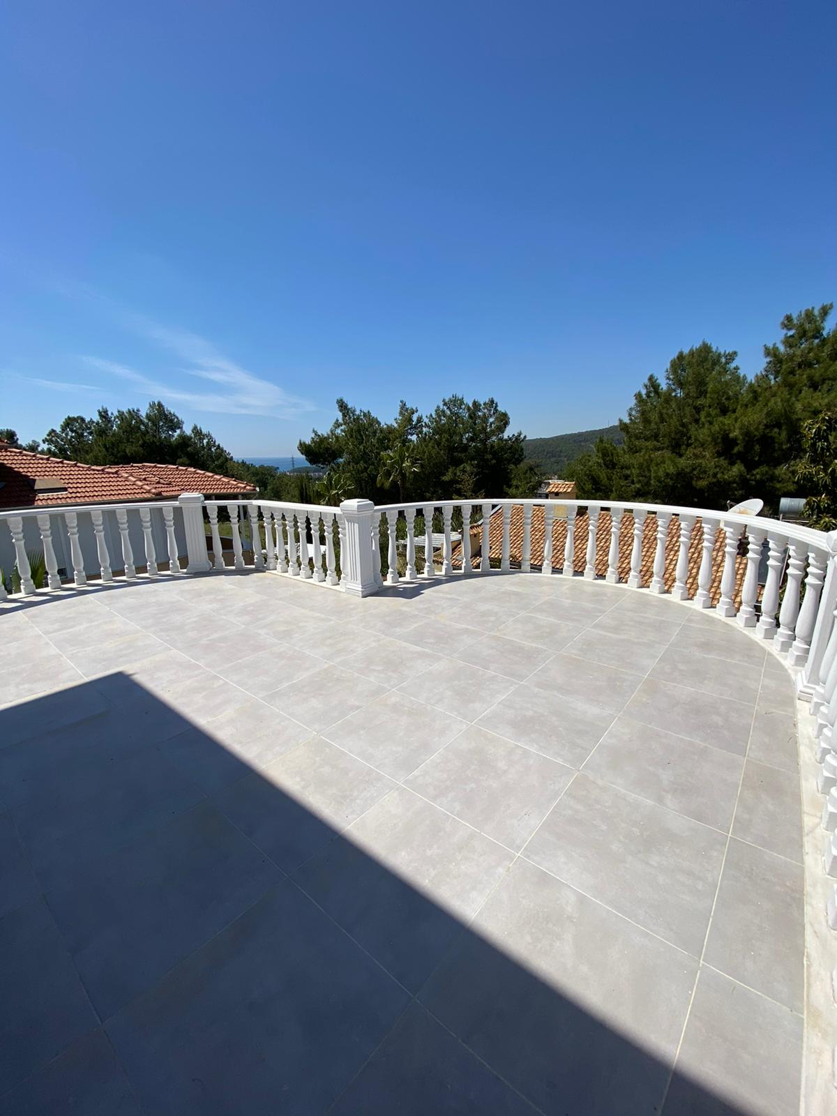 Detached villa 4+1 with sea views and a private pool in Avsallar, 250 m2 фото 11