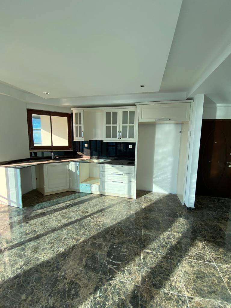 Three-room apartment with sea and city views in Kargicak area, 110 sq.m. фото 3