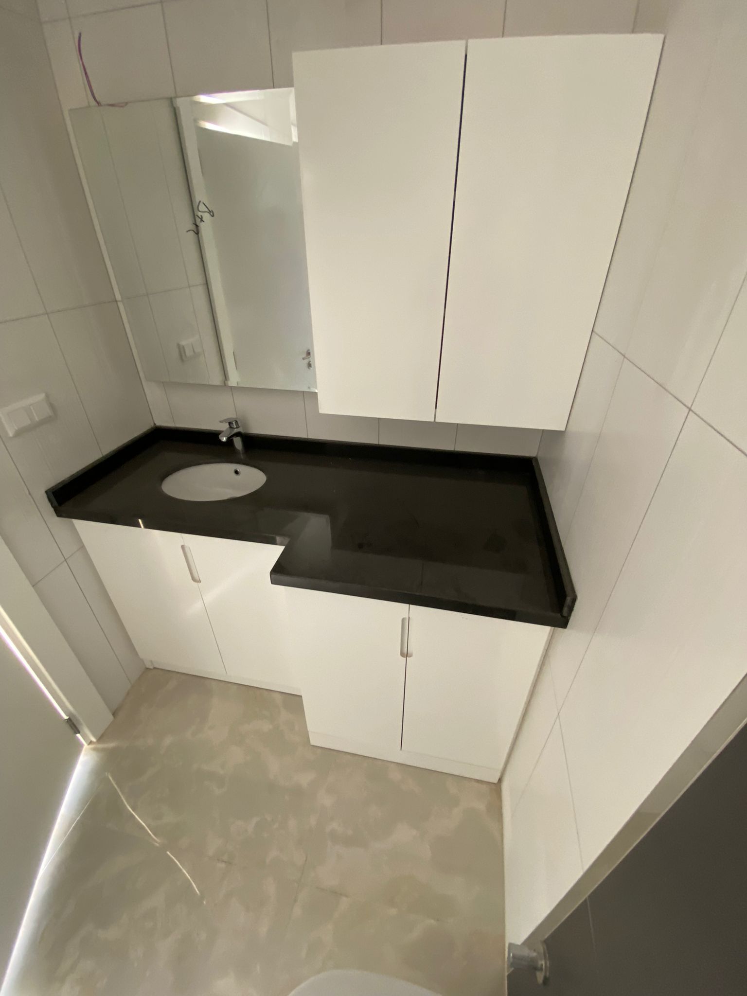 Three-room apartment with a sea view in a complex on the first coastline in the Kargicak area, 115 sq.m. фото 4