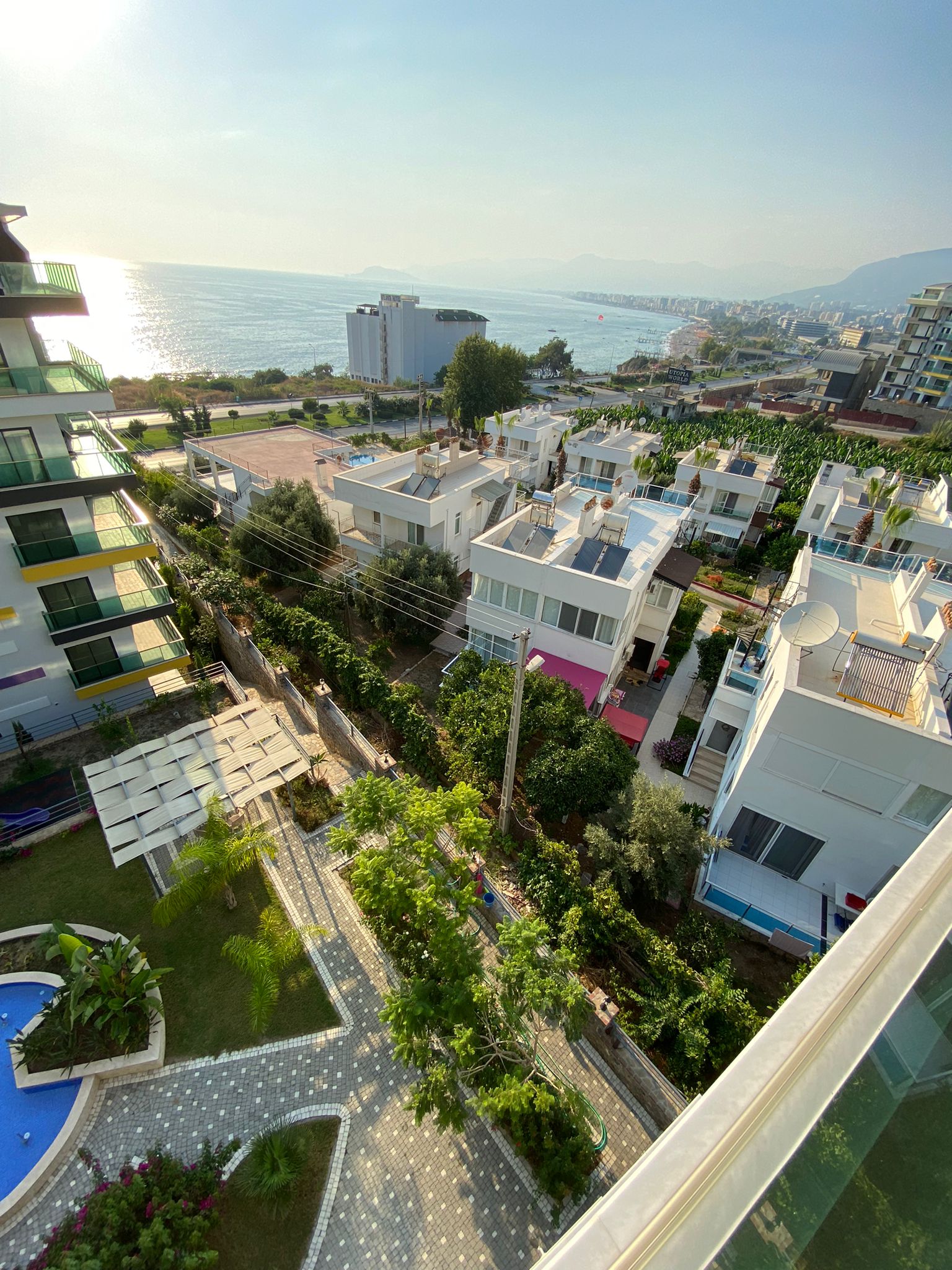 Three-room apartment with a sea view in a complex on the first coastline in the Kargicak area, 115 sq.m. фото 27