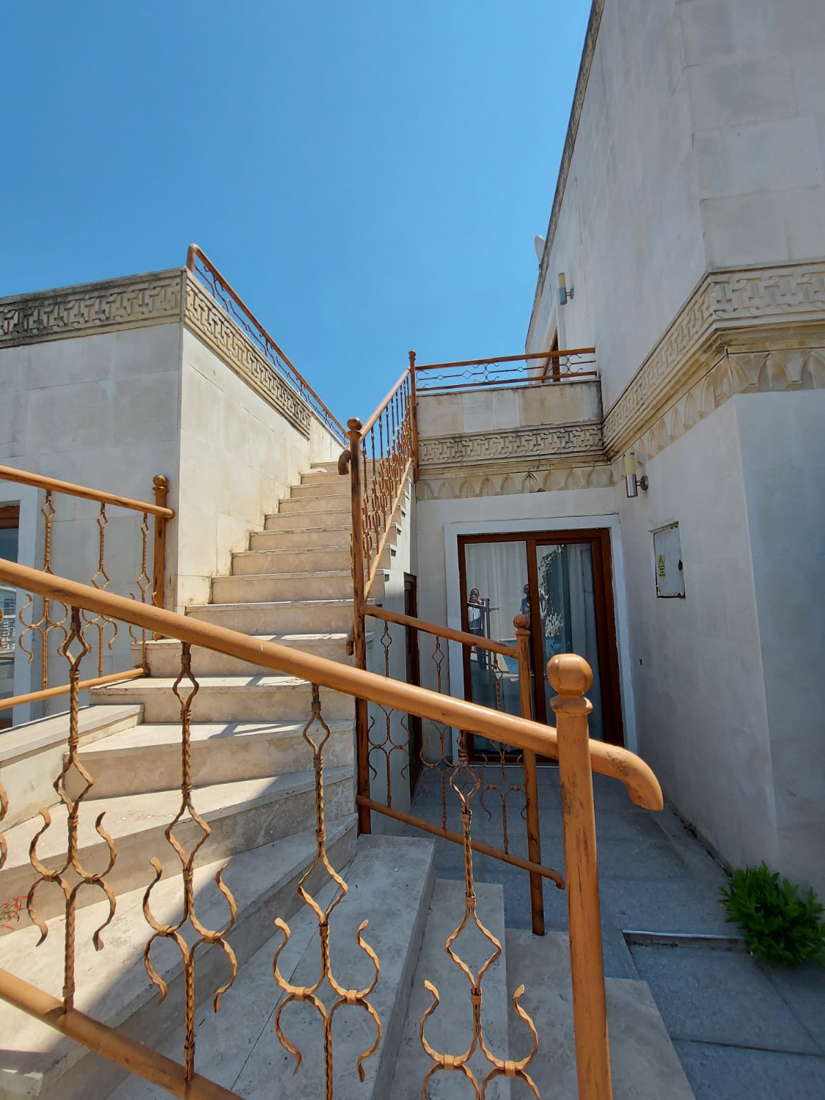 Two-storey villa 2+1 with a swimming pool in Kargicak, 160 m2. фото 8