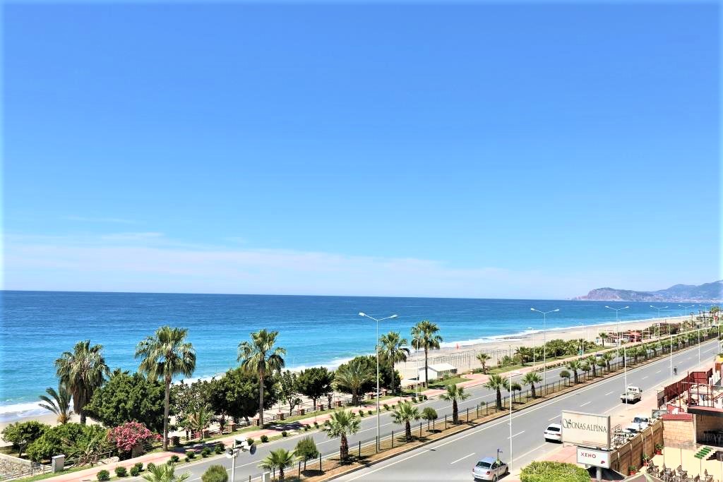 Меблированная квартира 2+1 с прямым видом на море на первой береговой линии. 100м.кв. фото 22