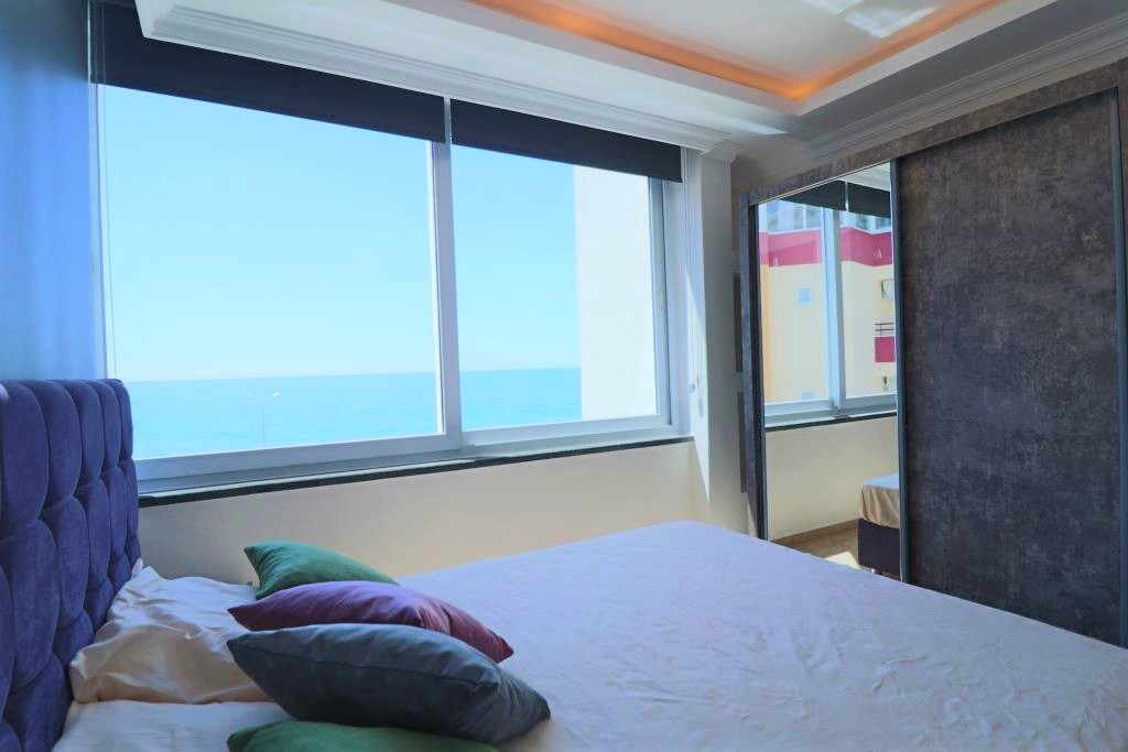 Меблированная квартира 2+1 с прямым видом на море на первой береговой линии. 100м.кв. фото 23