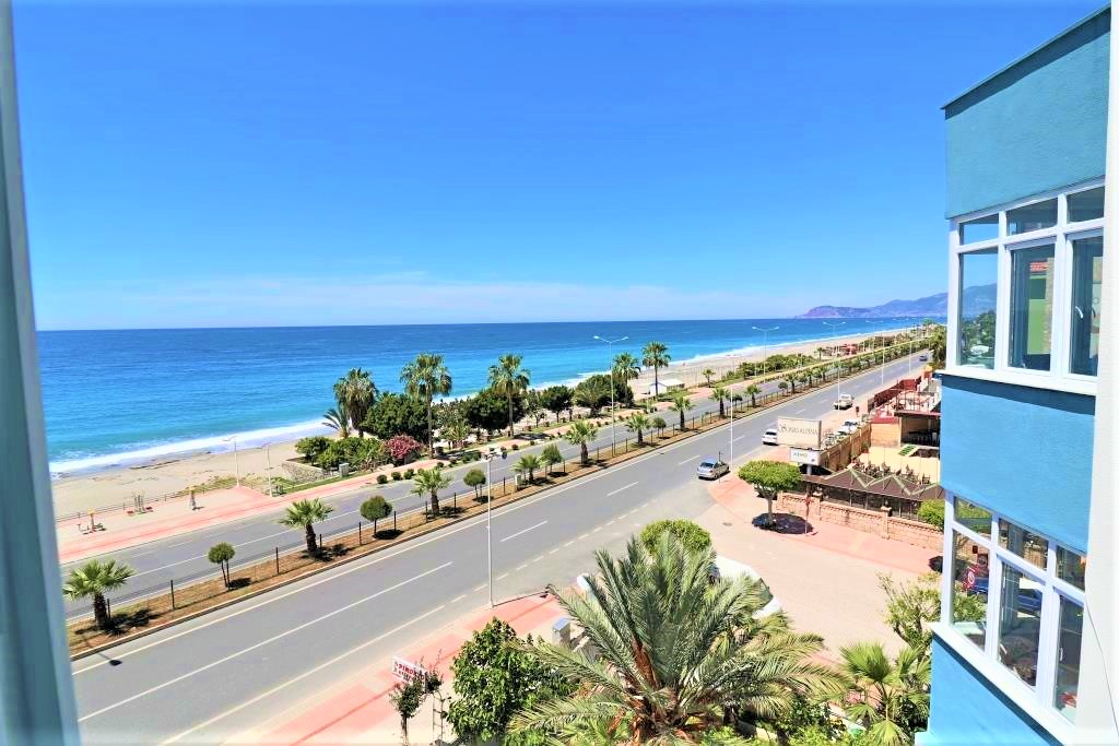 Меблированная квартира 2+1 с прямым видом на море на первой береговой линии. 100м.кв. фото 26