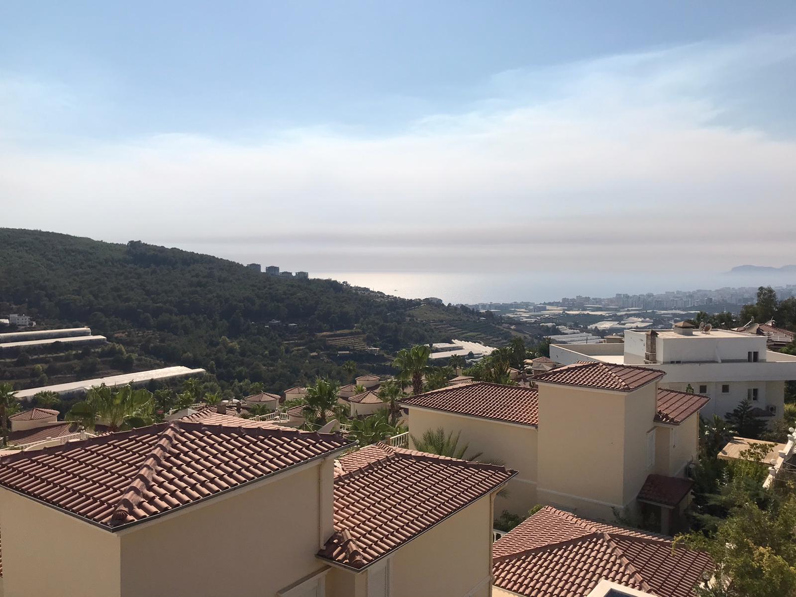 Вилла триплекс 4+1 с видом на море и горы в Каргыджаке, 320 м2. фото 4