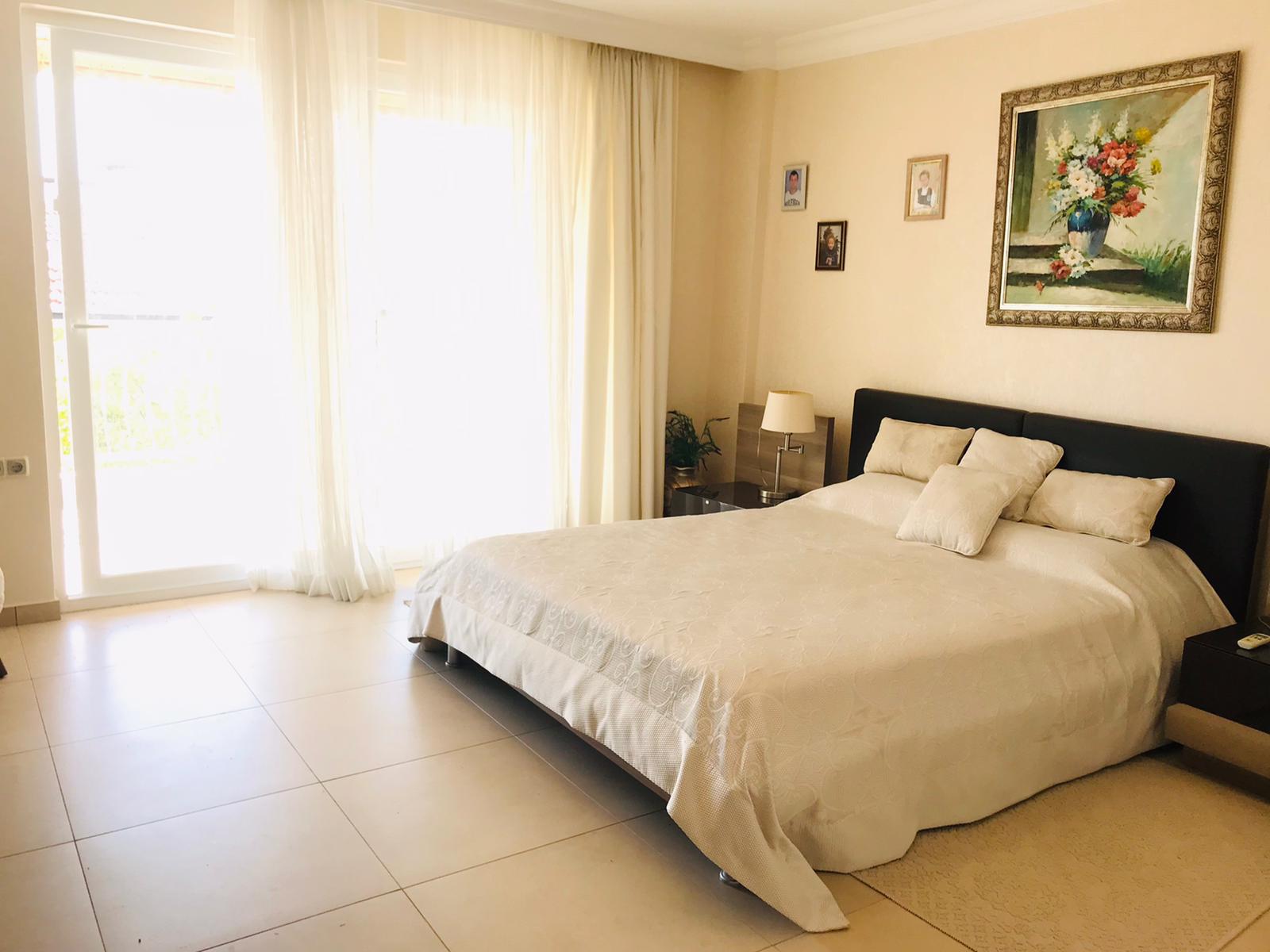 Вилла триплекс 4+1 с видом на море и горы в Каргыджаке, 320 м2. фото 11