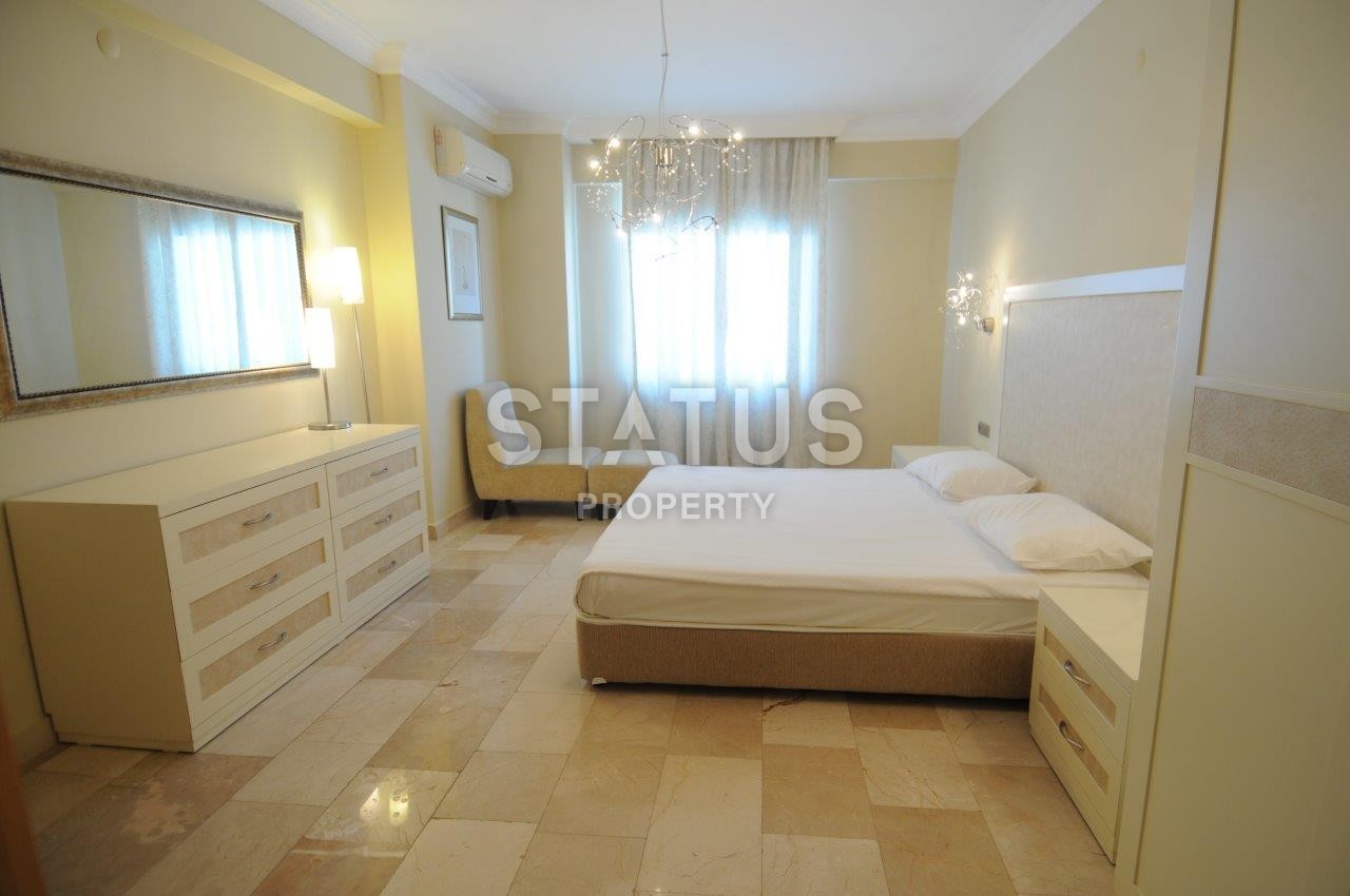 Furnished apartments in a calm and beautiful area of Kargicak with a sea view фото 5