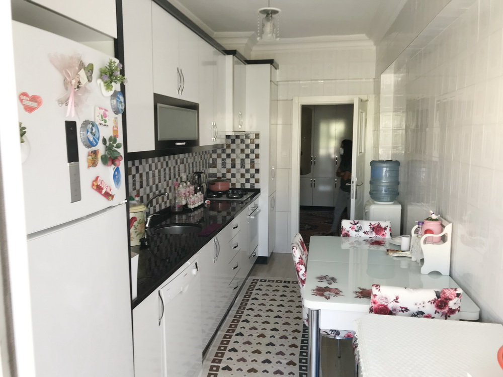 Квартира 2+1, пустая в 500 метрах от моря, 130 кв.м. фото 3