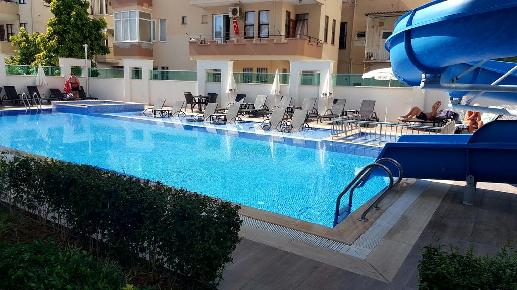 Penthouse 4+1 in an excellent complex on Cleopatra, 220 m2 фото 3