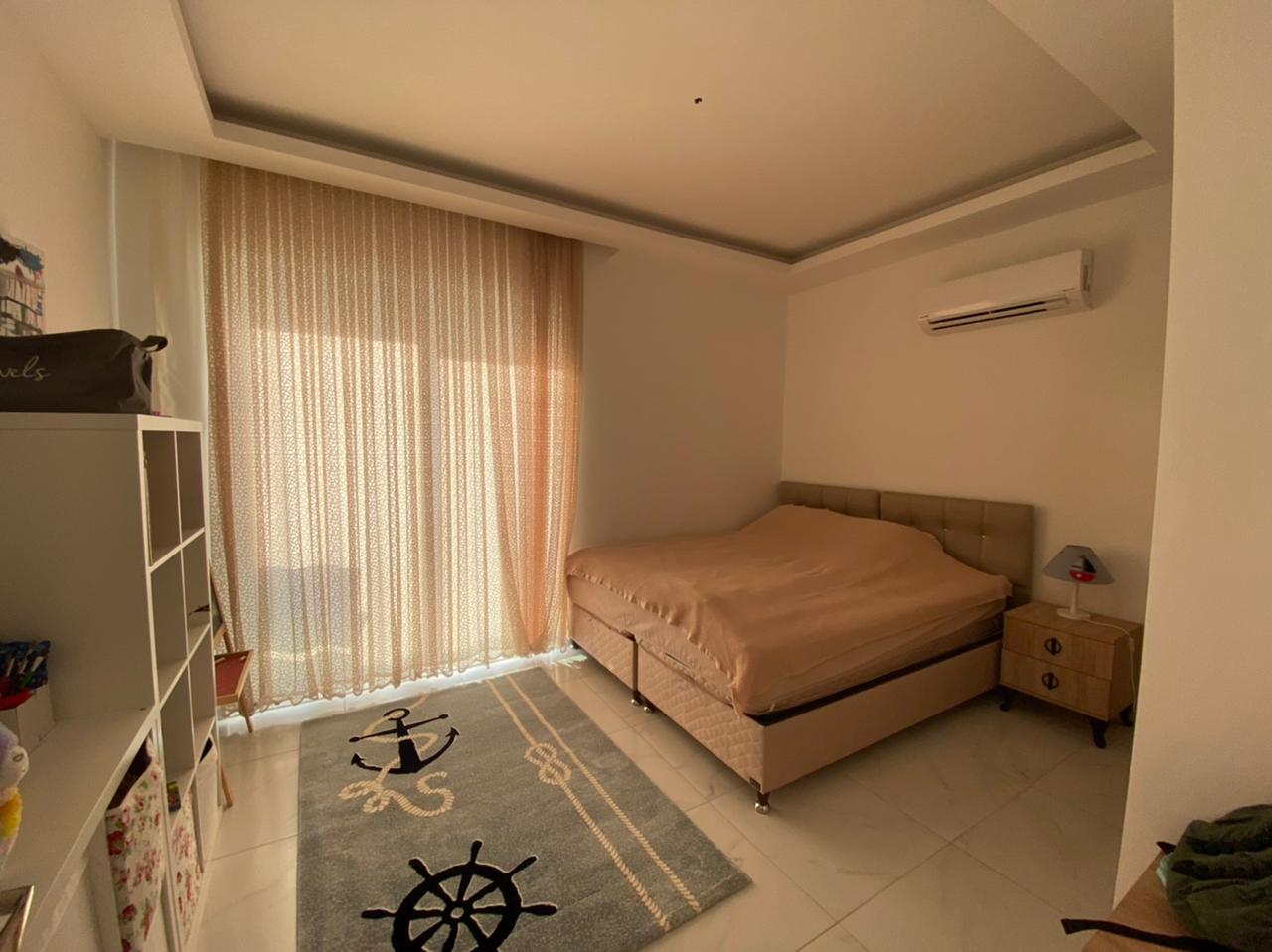 Penthouse 4+1 in an excellent complex on Cleopatra, 220 m2 фото 17