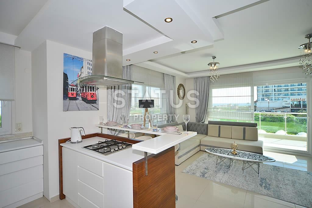 Апартаменты с шикарной мебелью с частичным видом на море! Супер цена! 105 кв.м. фото 3