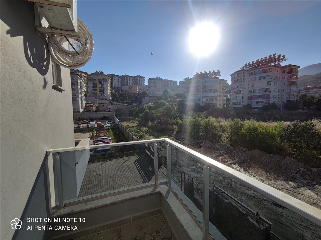 Недорогая квартира в Оба в новом доме. 50 кв.м. фото 8