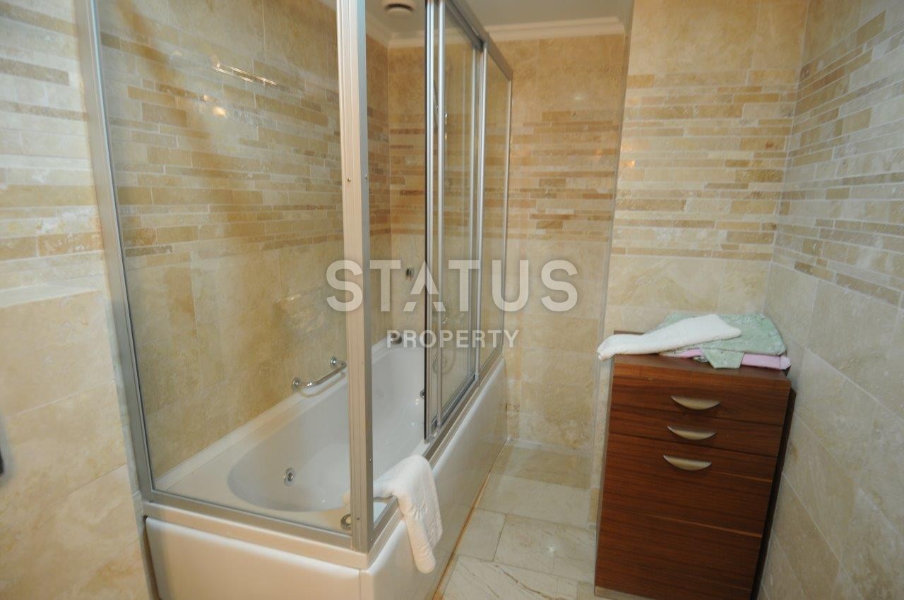 Furnished apartments in a calm and beautiful area of Kargicak with a sea view фото 9