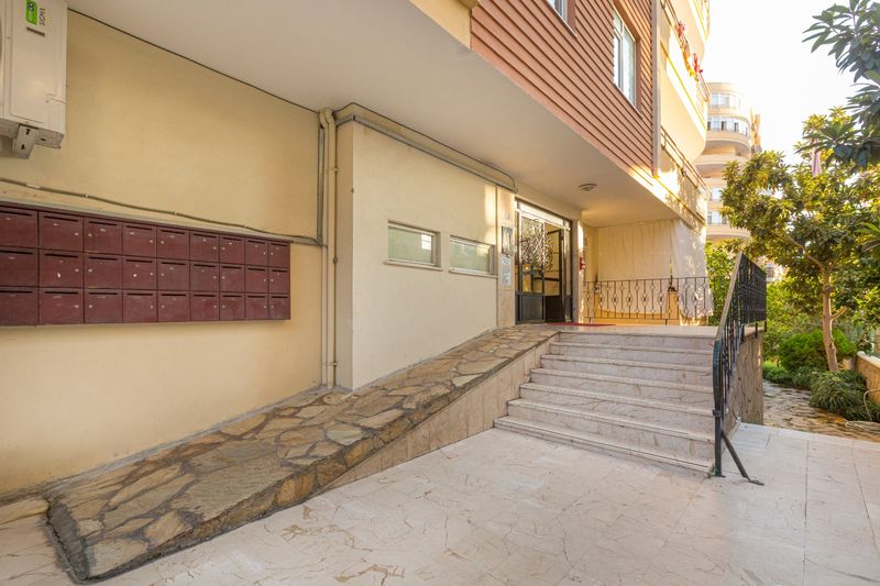 Three-room apartment with luxurious furniture and new renovation at the beginning of the Mahmutlar district, 115m2 фото 28