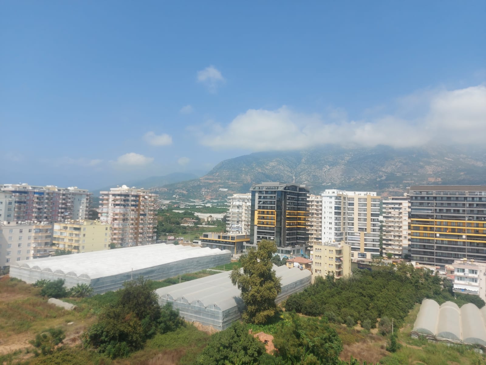 One-bedroom apartment with furniture in the center of Mahmutlar, 65m2 фото 10