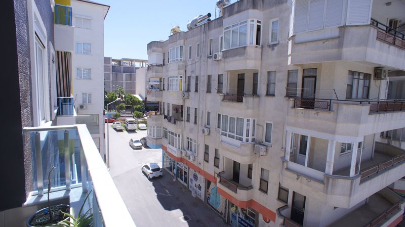 Apartment 1+1 furnished in the center of the popular area of Mahmutlar, 60 m2. фото 7