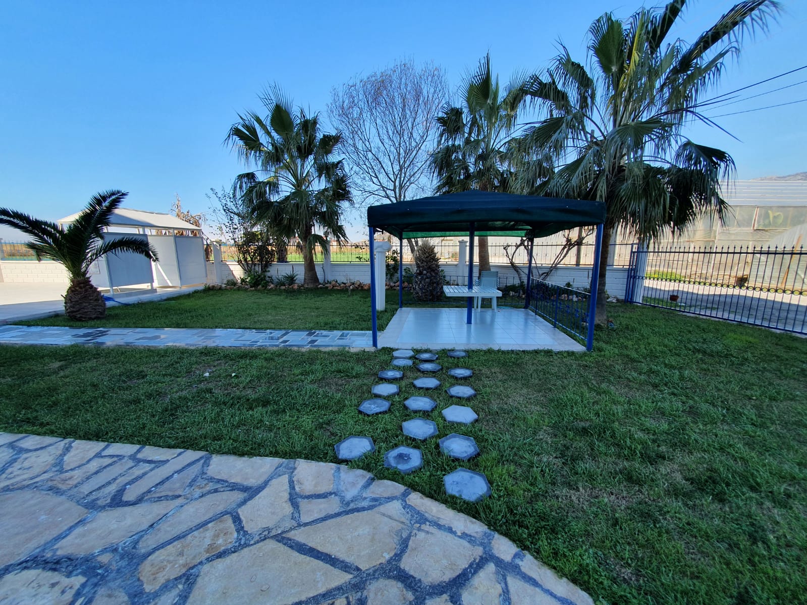 Spacious apartment 1+1 in a quiet natural area Demirtas, 70 m2. фото 14