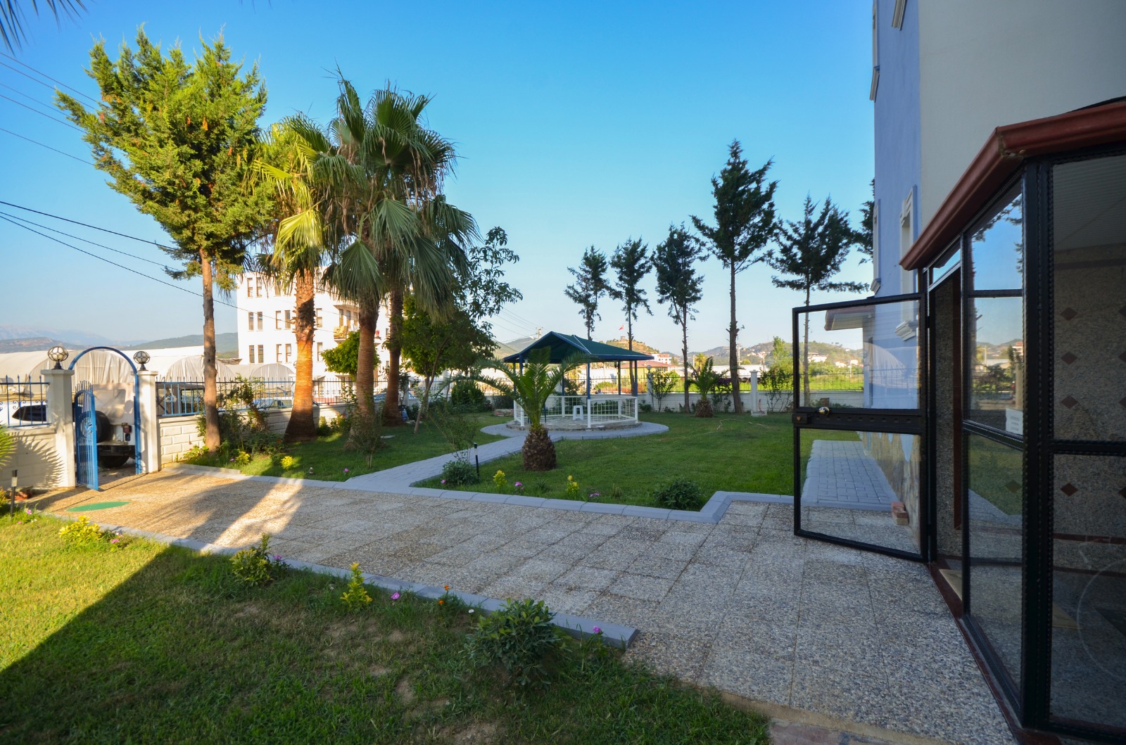 Spacious apartment 1+1 in a quiet natural area Demirtas, 70 m2. фото 24
