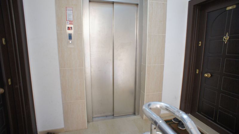 Duplex apartment 3+2 500 meters from the sea, in Tosmur, 210 sq.m. фото 3