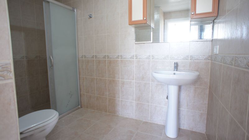 Duplex apartment 3+2 500 meters from the sea, in Tosmur, 210 sq.m. фото 4