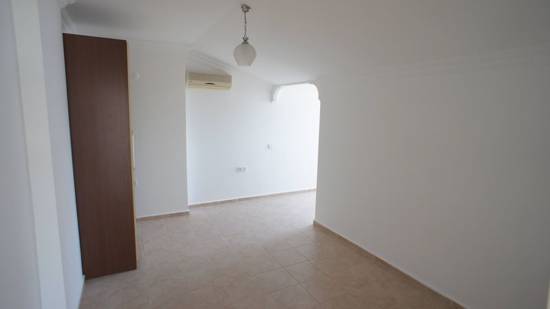 Duplex apartment 3+2 500 meters from the sea, in Tosmur, 210 sq.m. фото 14