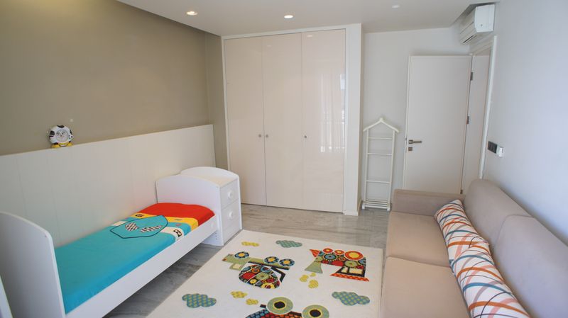 Квартира 3+1 в 50 метрах от моря в Тосмуре, 160 кв.м. фото 12