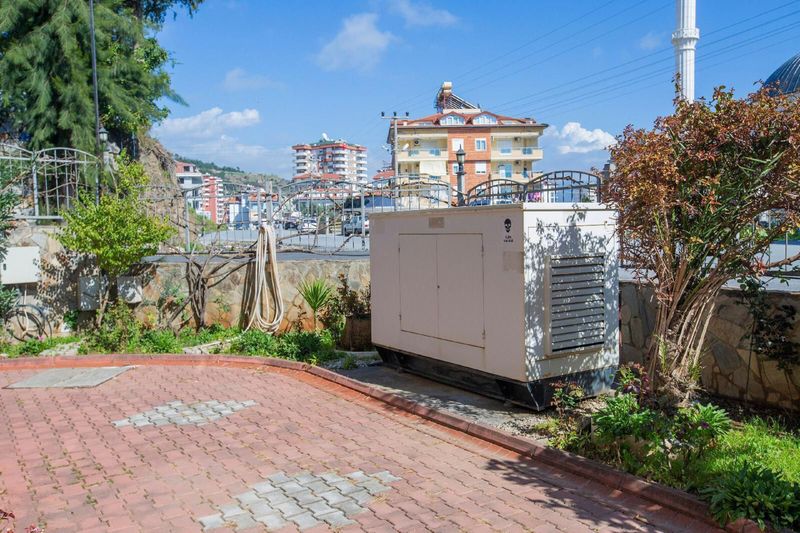 Apartment 1+1 furnished in a cozy complex, 90 m2. Center, Buyukkhasbahce. фото 3